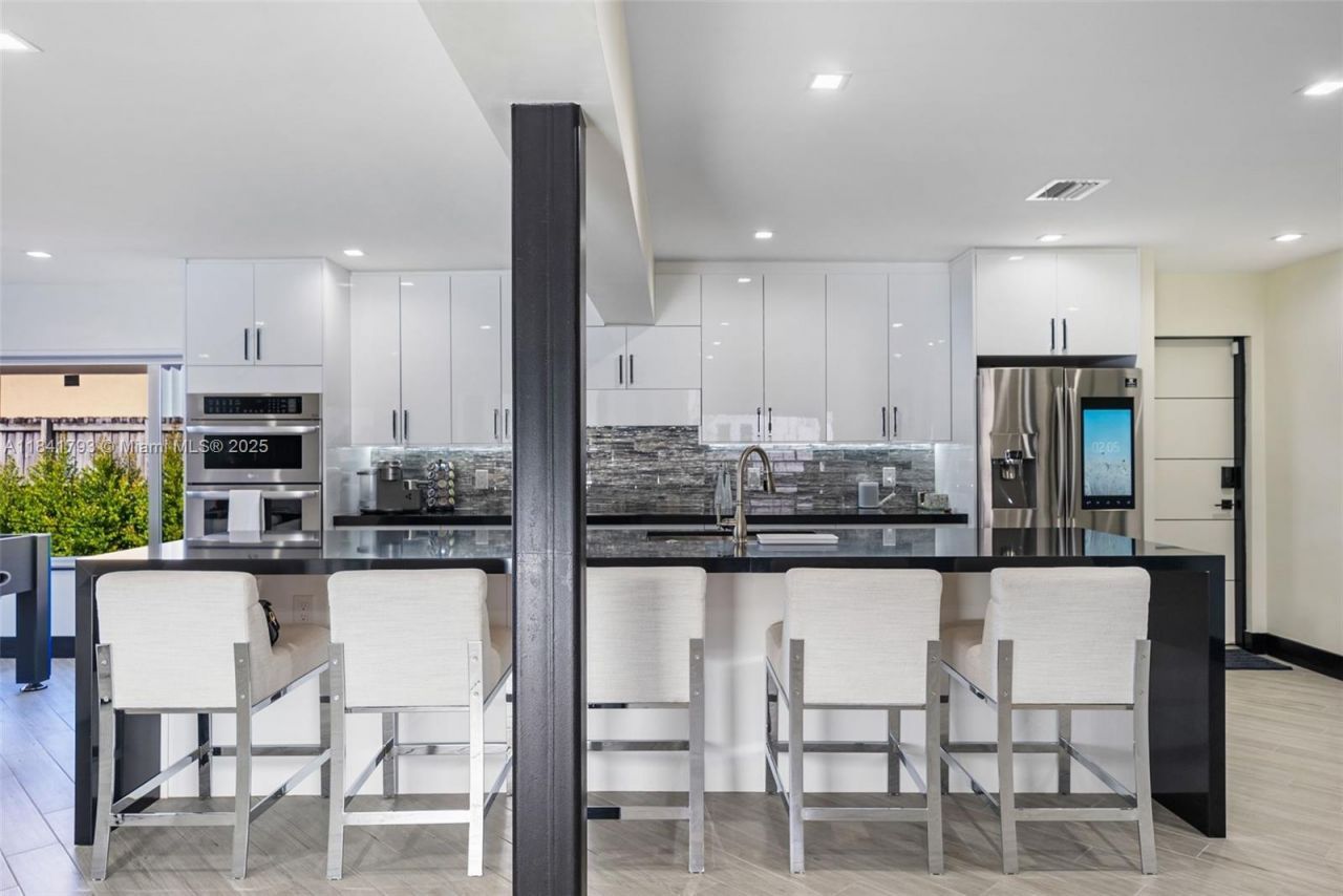 517 S Riverside Dr, Unit ., Pompano Beach, FL 33062 Photo