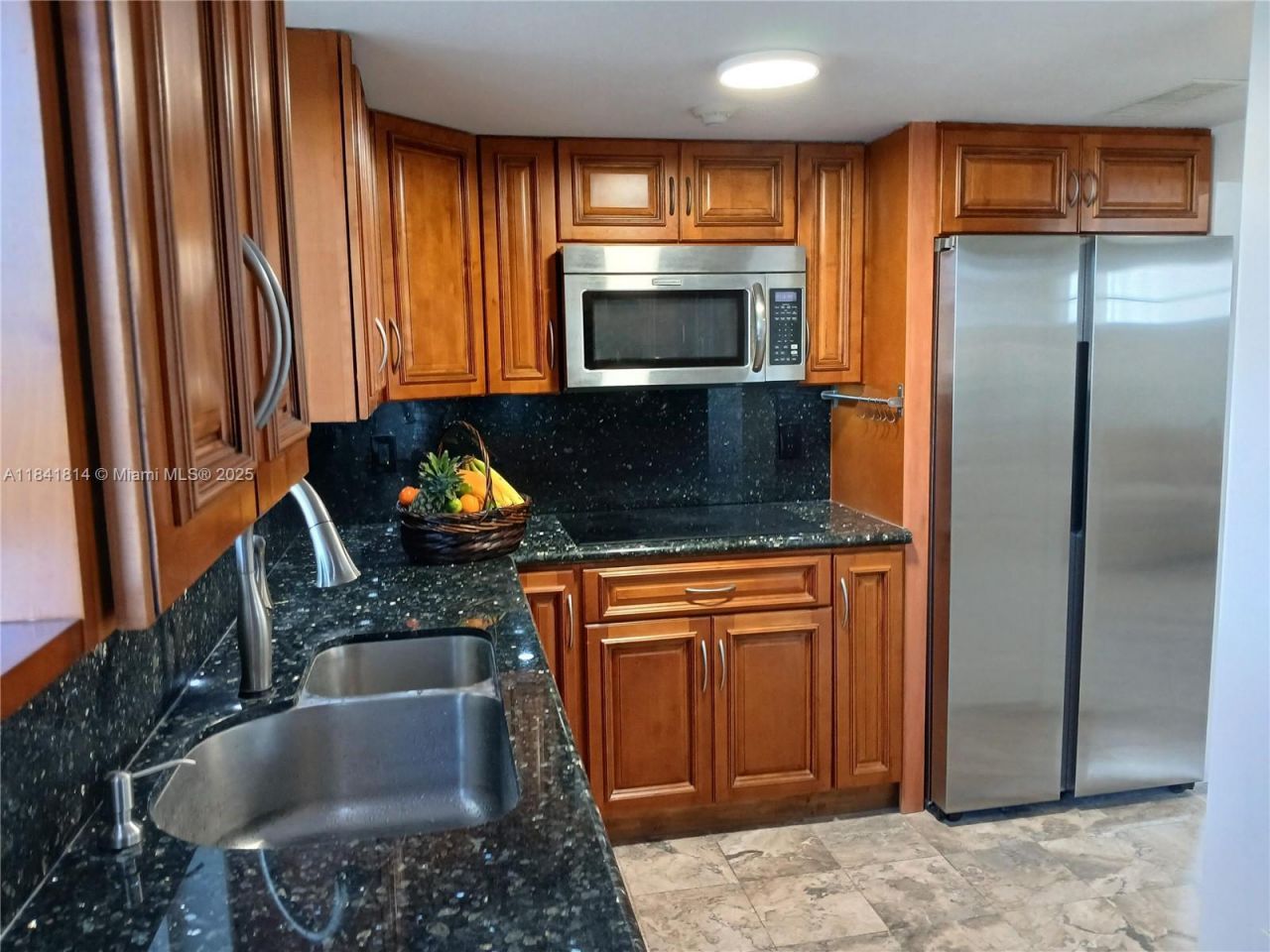 7467 NW 169th Ln, Hialeah, FL 33015 Photo