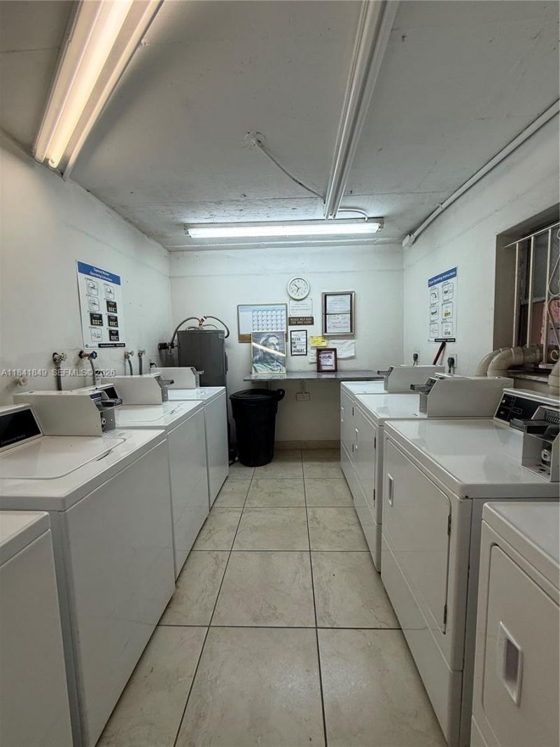 6820 W Flagler St, Unit 407, Miami, FL 33144 Photo