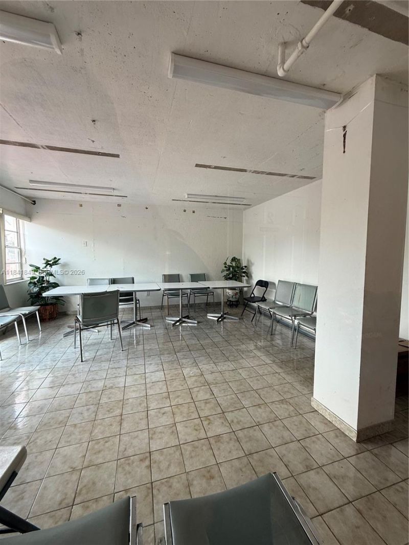 6820 W Flagler St, Unit 407, Miami, FL 33144 Photo