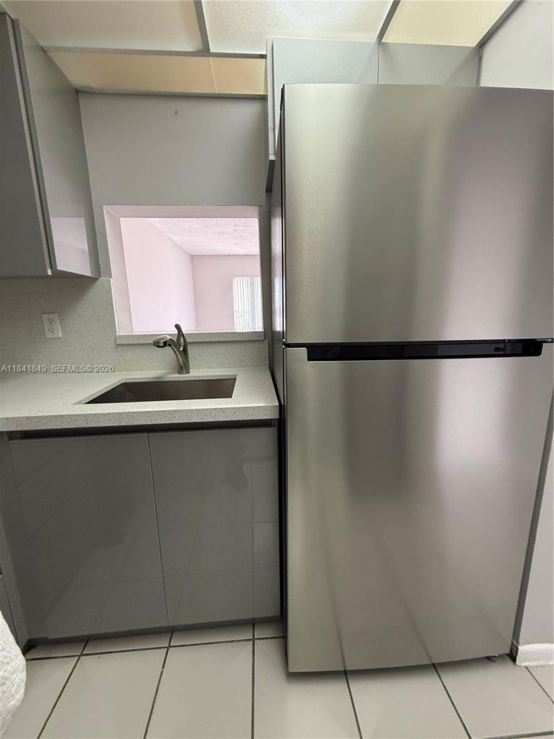 6820 W Flagler St, Unit 407, Miami, FL 33144 Photo