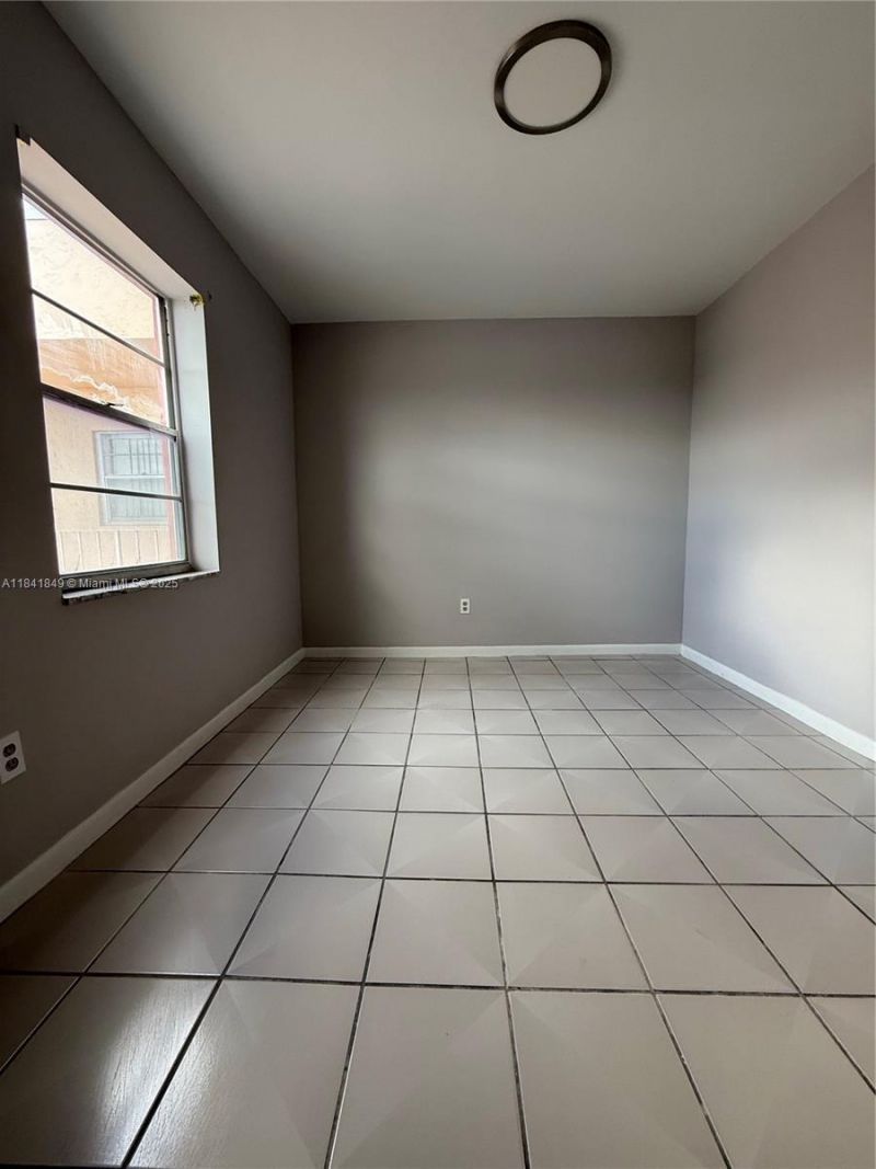 6820 W Flagler St, Unit 407, Miami, FL 33144 Photo