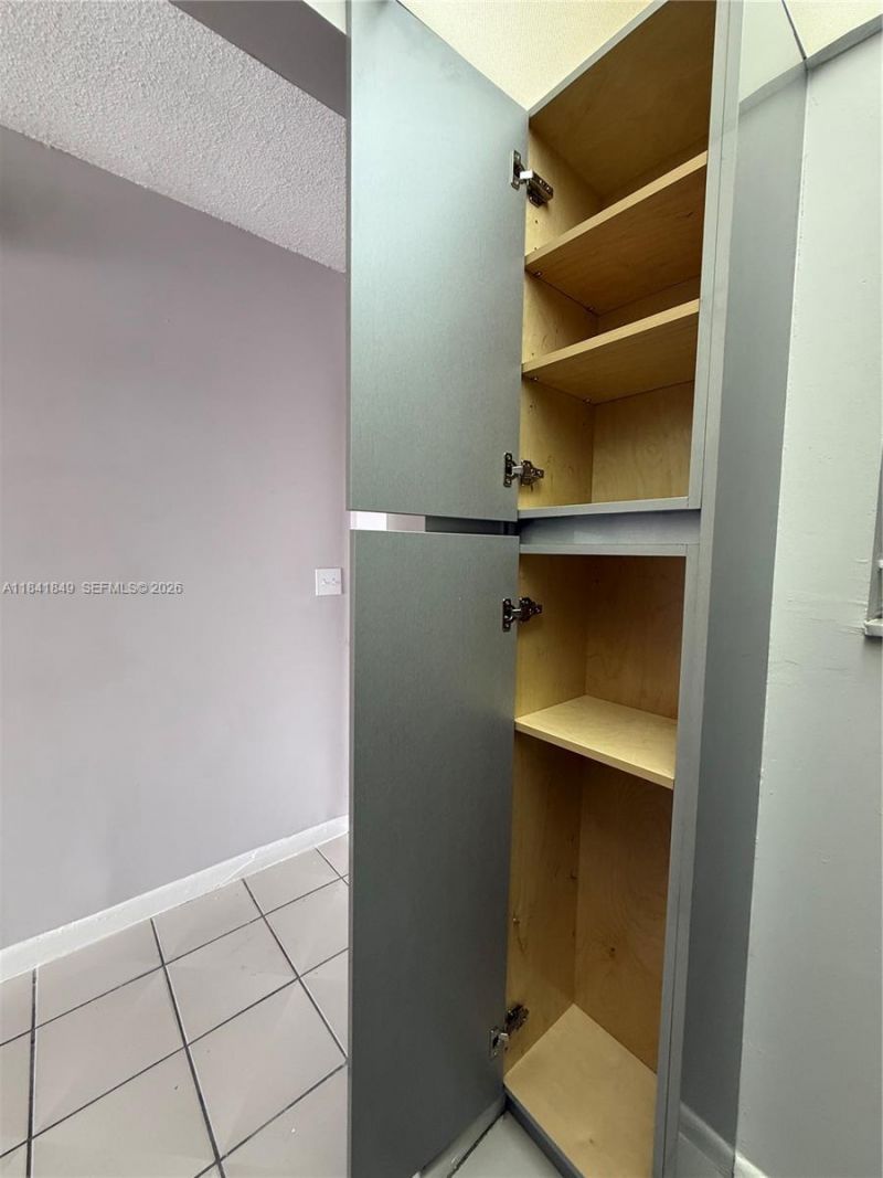 6820 W Flagler St, Unit 407, Miami, FL 33144 Photo