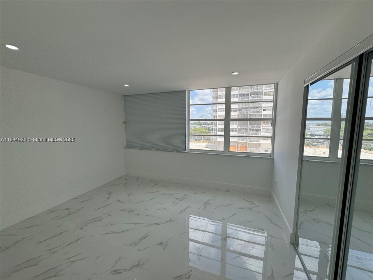 18031 Biscayne Blvd, Unit 502, Aventura, FL 33160 Photo