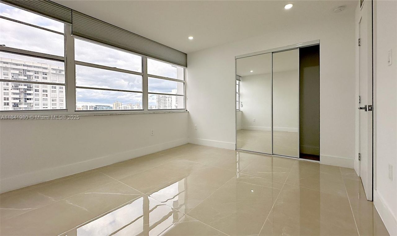 18071 Biscayne Blvd, Unit 1202, Aventura, FL 33160 Photo