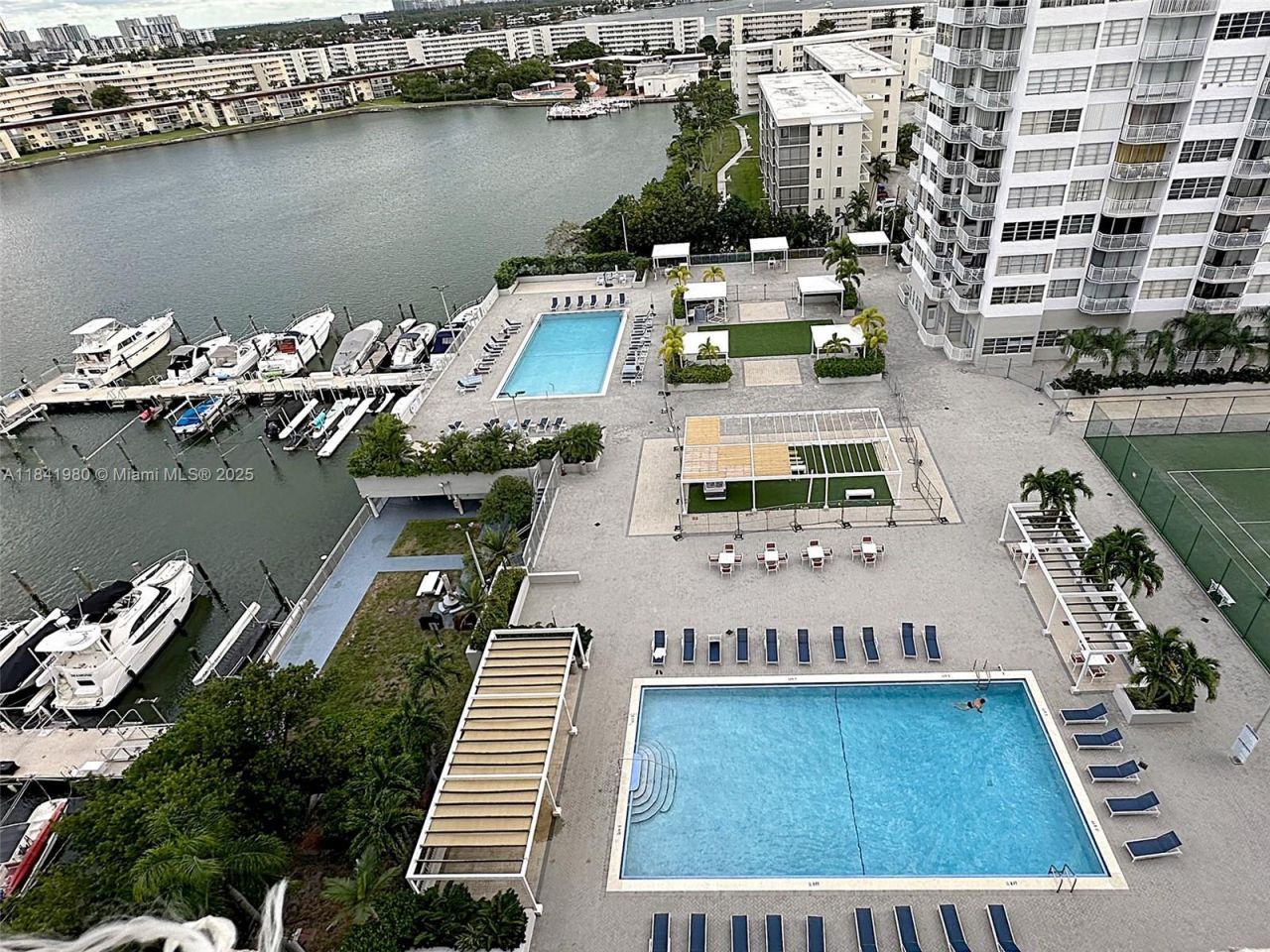 18071 Biscayne Blvd, Unit 1202, Aventura, FL 33160 Photo