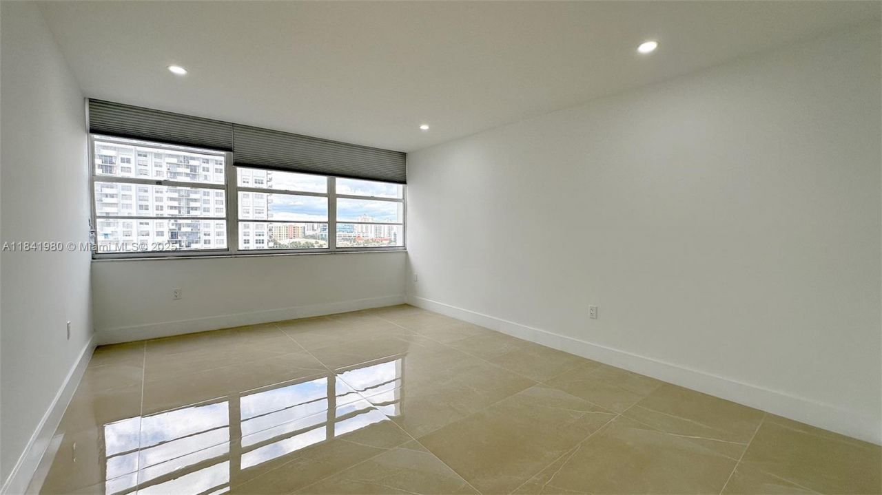 18071 Biscayne Blvd, Unit 1202, Aventura, FL 33160 Photo