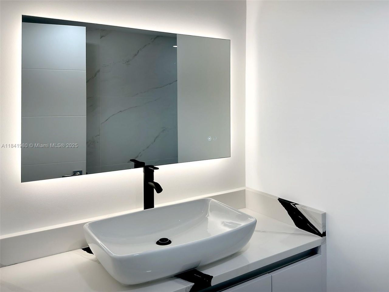 18071 Biscayne Blvd, Unit 1202, Aventura, FL 33160 Photo