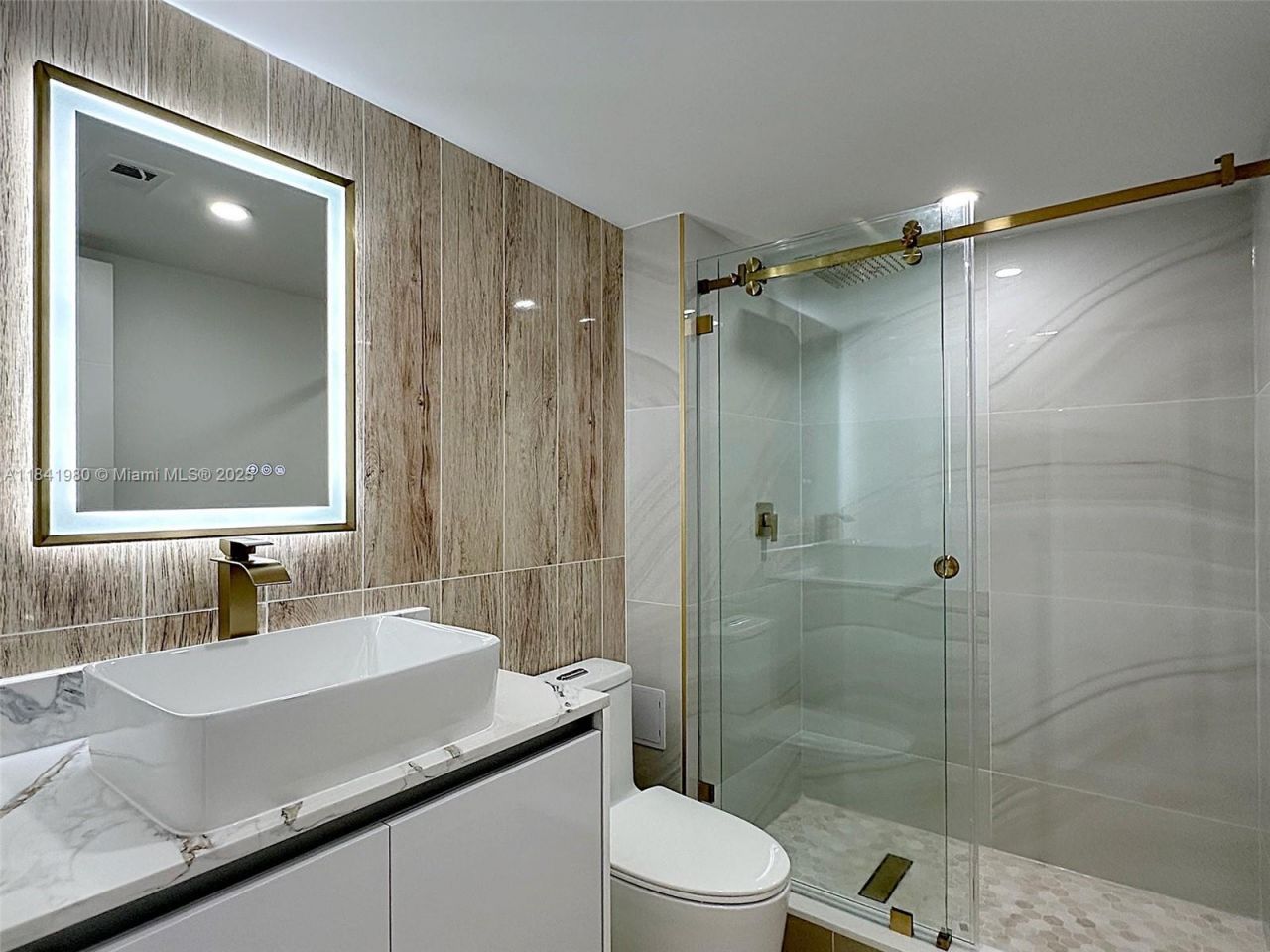 18071 Biscayne Blvd, Unit 1202, Aventura, FL 33160 Photo