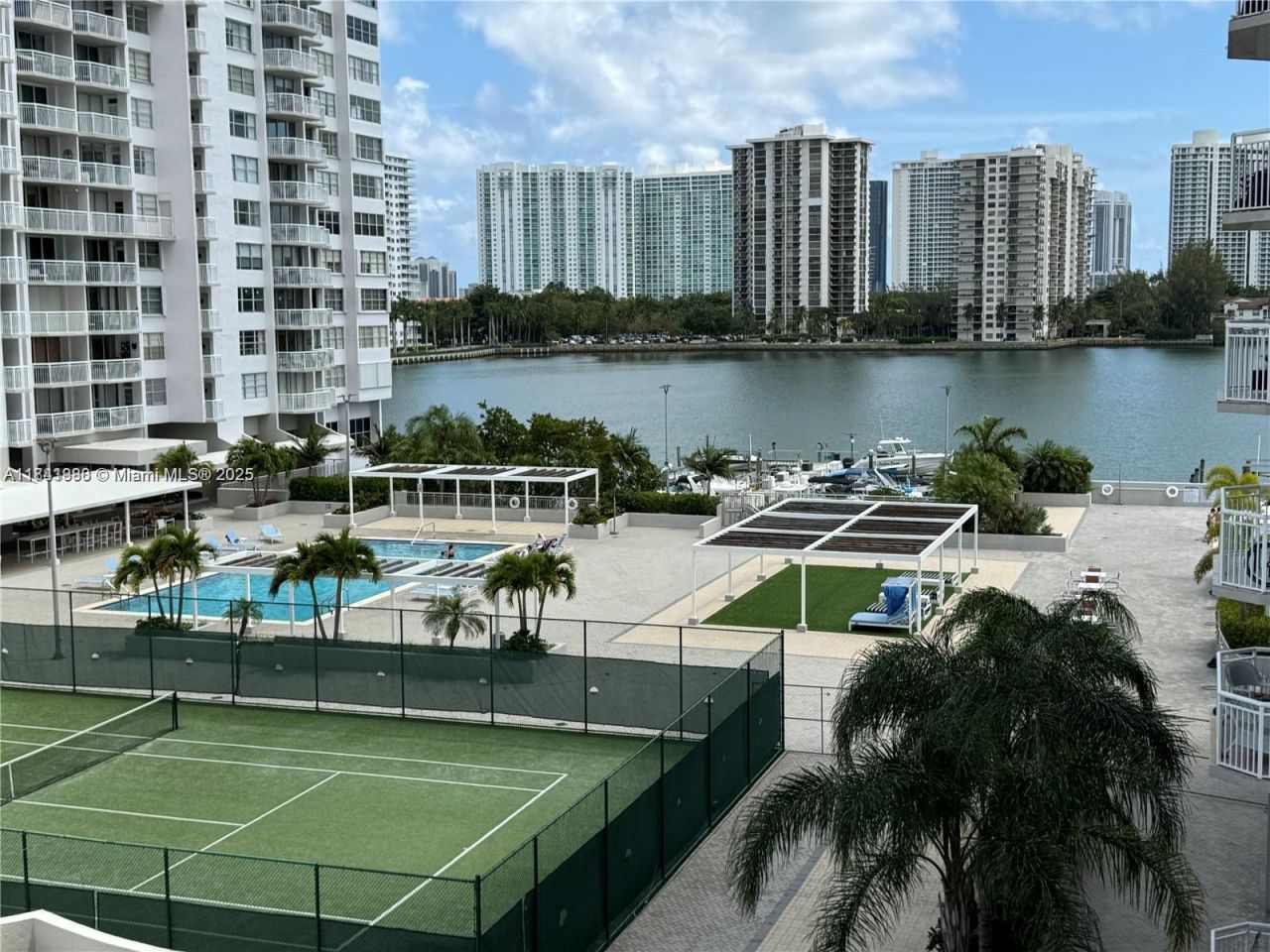 18071 Biscayne Blvd, Unit 1202, Aventura, FL 33160 Photo