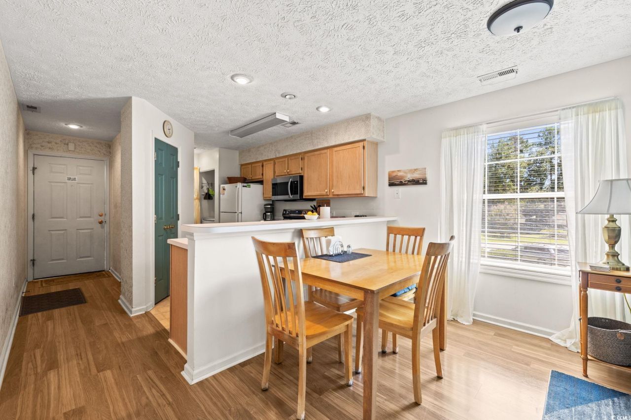 553 White River Dr. Photo 7