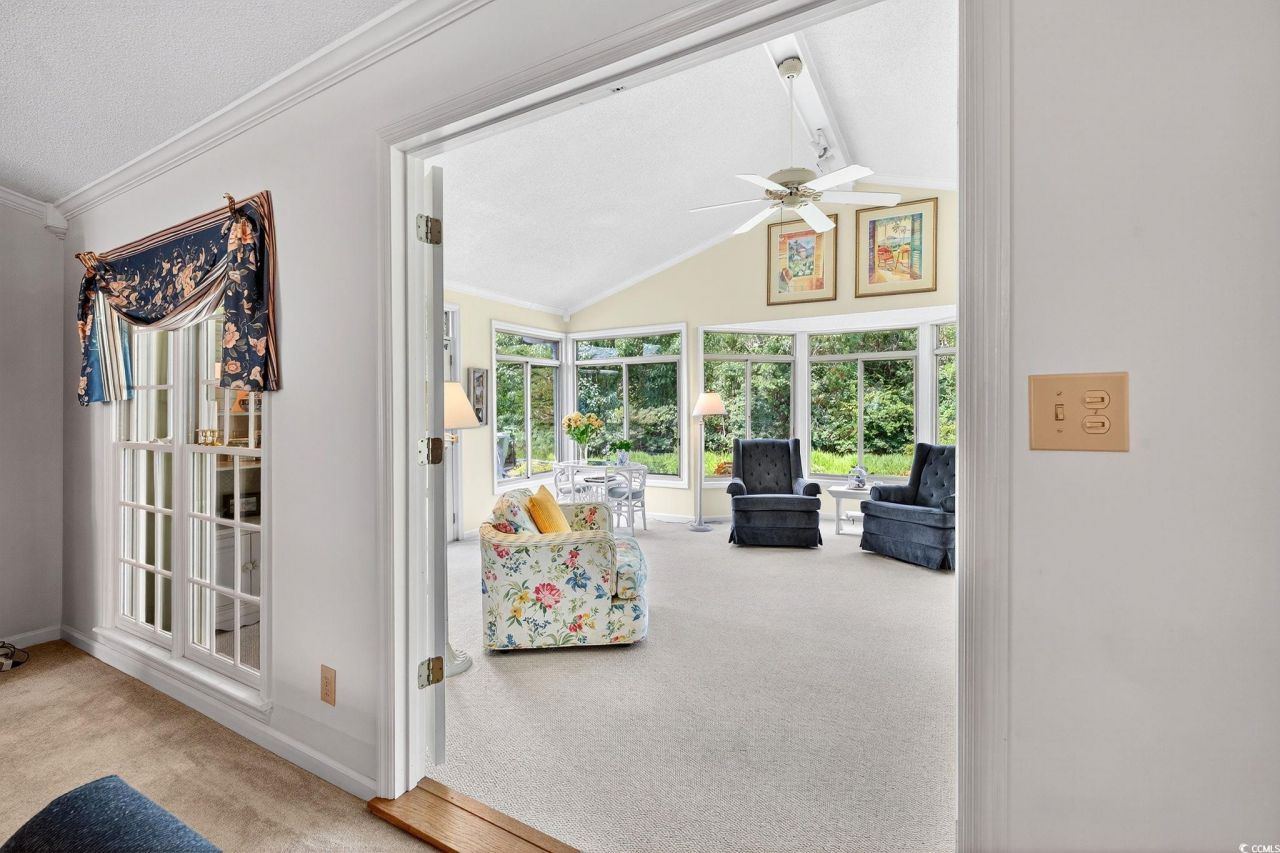 736 Cypress Ln. Photo 19