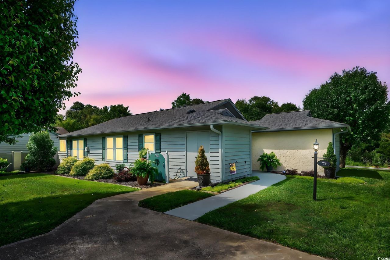 736 Cypress Ln. Photo 2