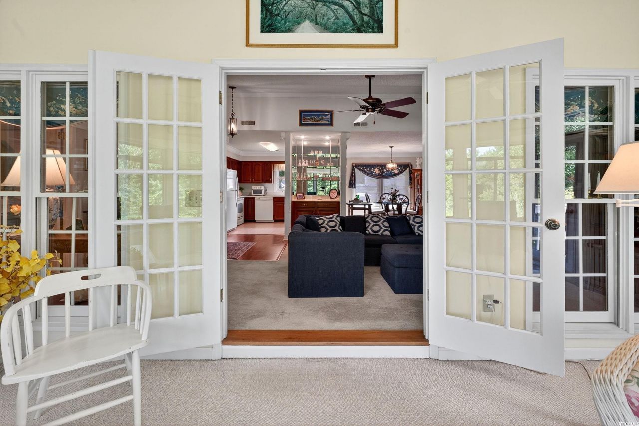 736 Cypress Ln. Photo 23