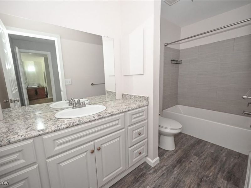 17672 Eastbrook Trail, Chagrin Falls, OH 44023 Photo 16