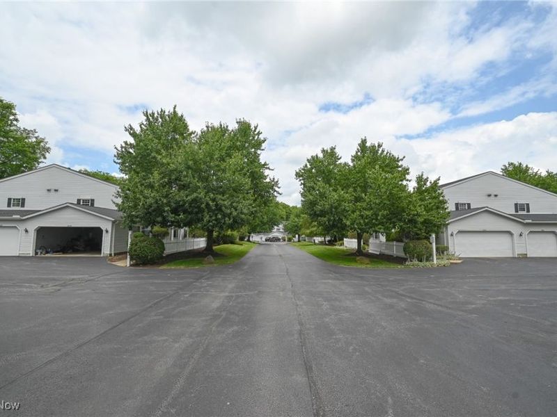 17672 Eastbrook Trail, Chagrin Falls, OH 44023 Photo 27