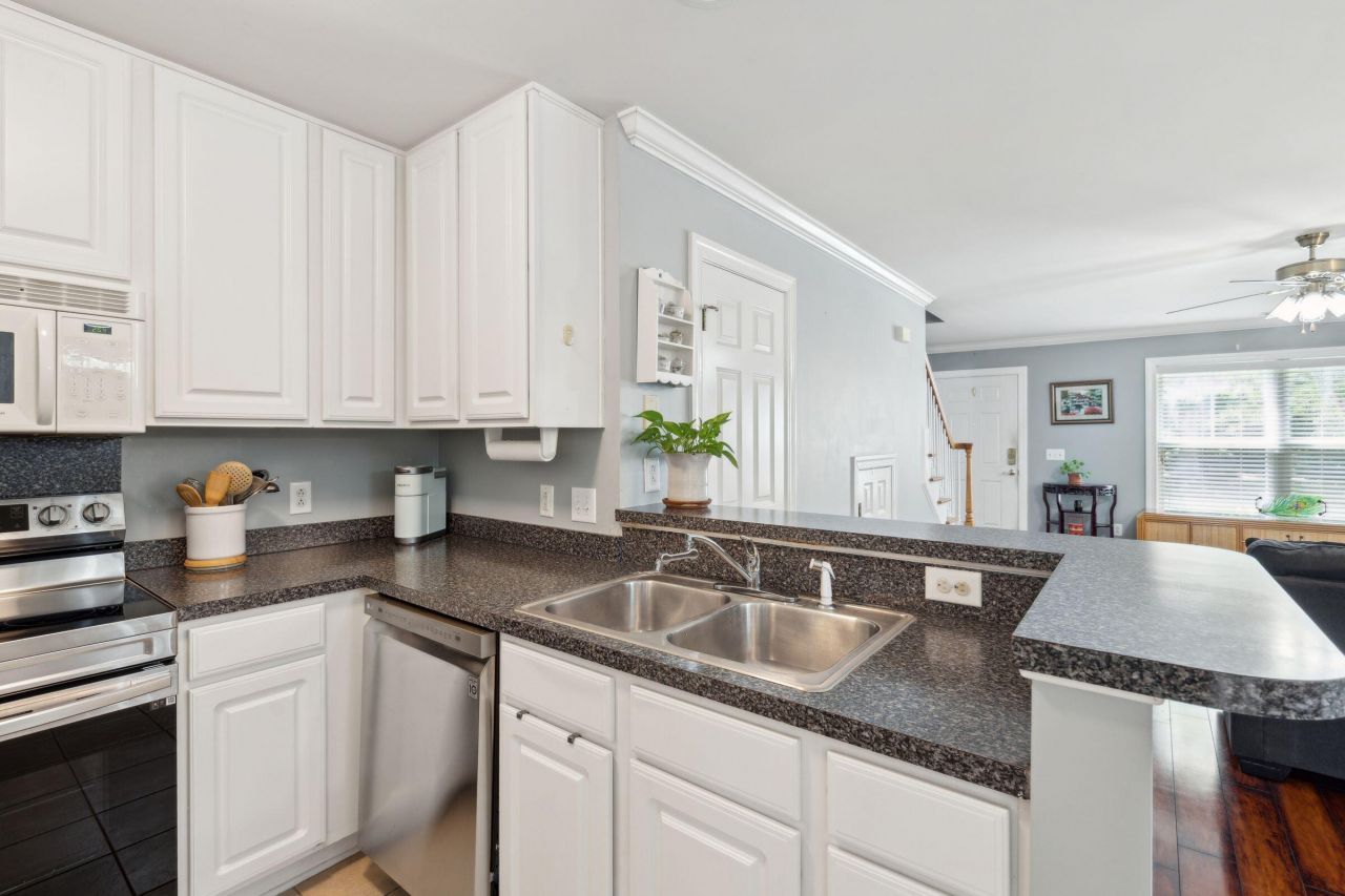 1678 Lauda Drive Photo 12