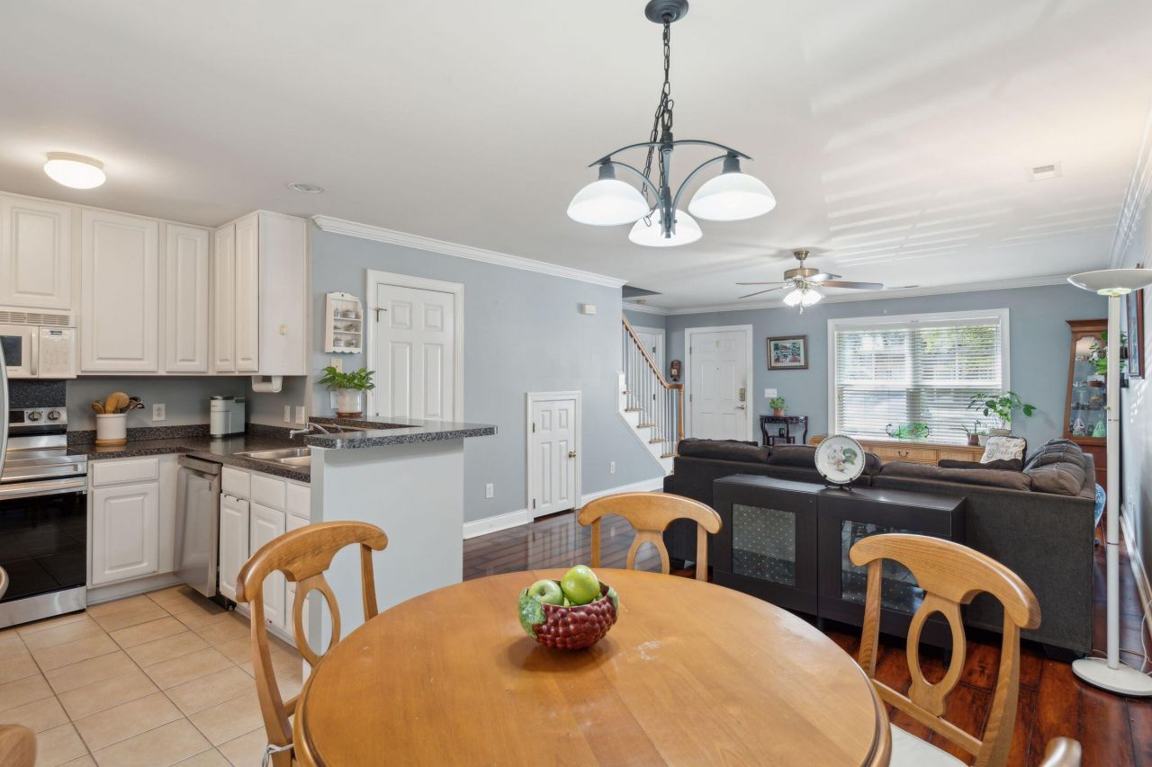 1678 Lauda Drive Photo 16