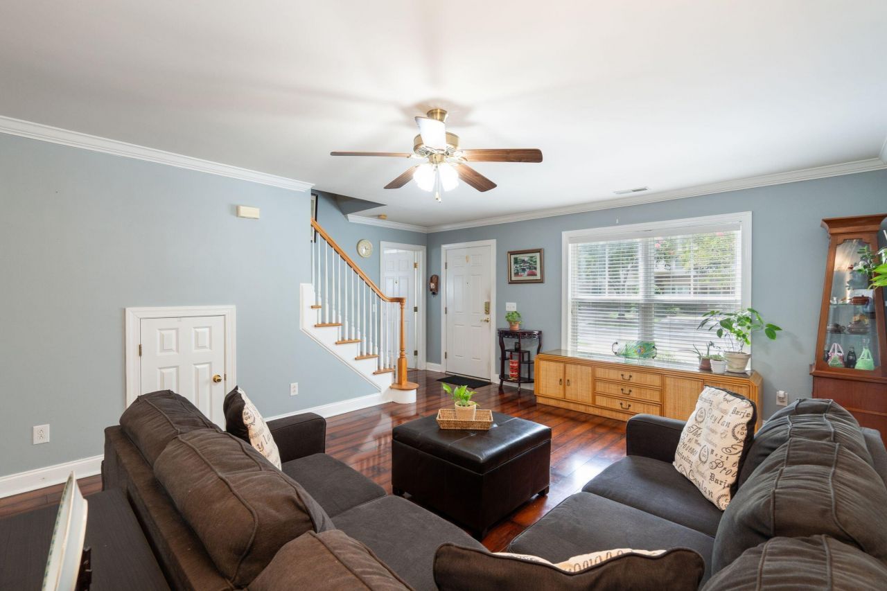 1678 Lauda Drive Photo 17