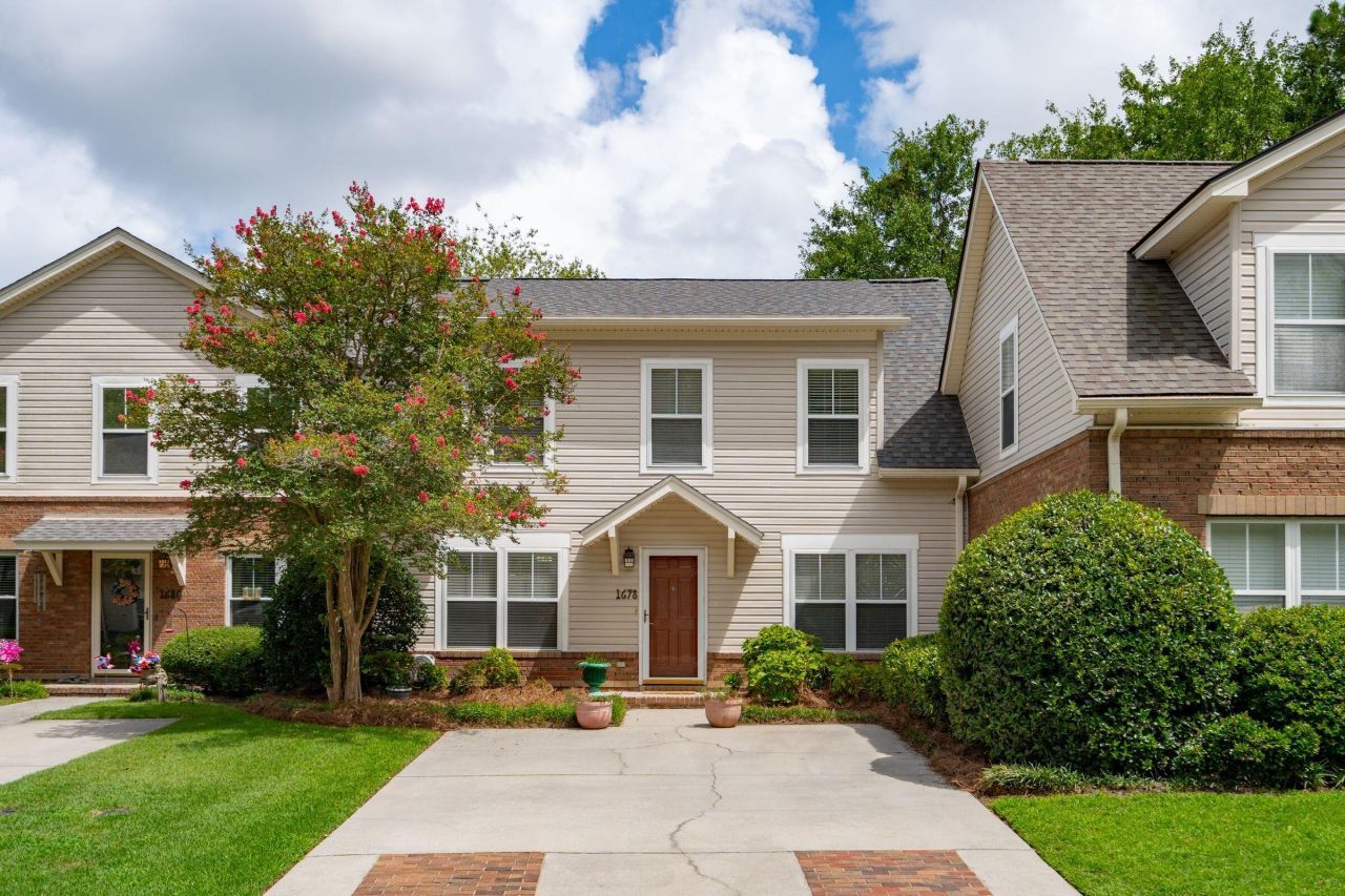 1678 Lauda Drive Photo 43