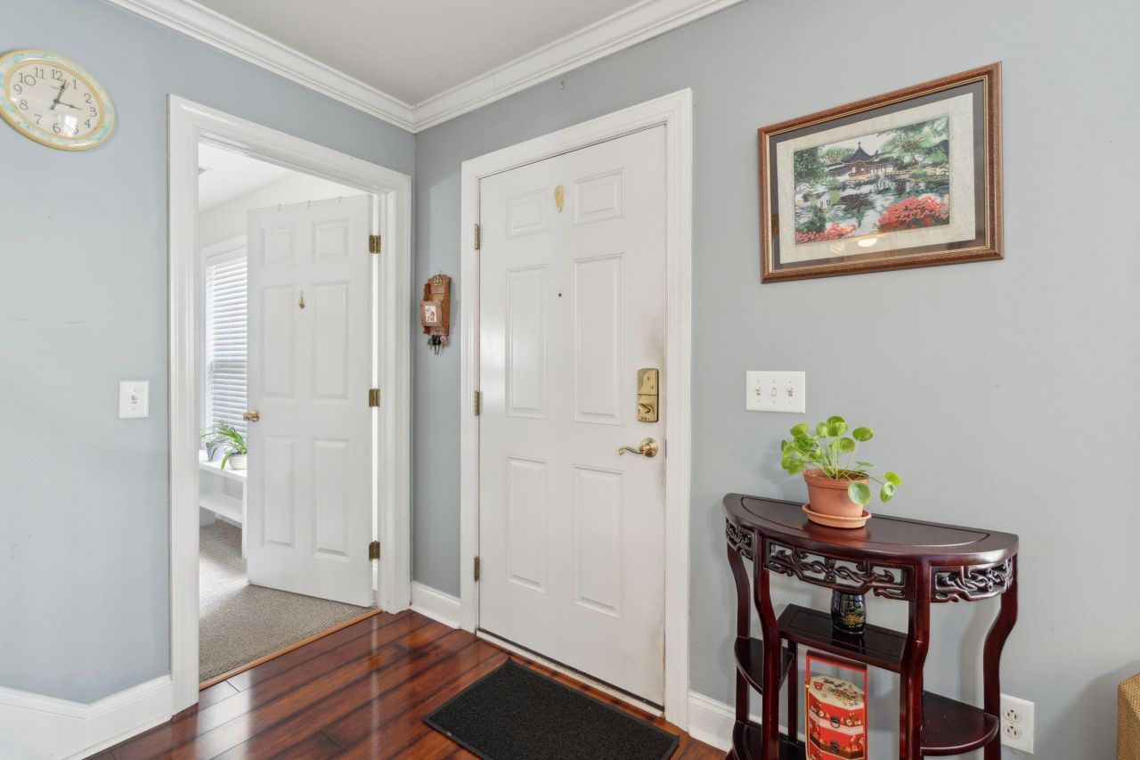 1678 Lauda Drive Photo 6