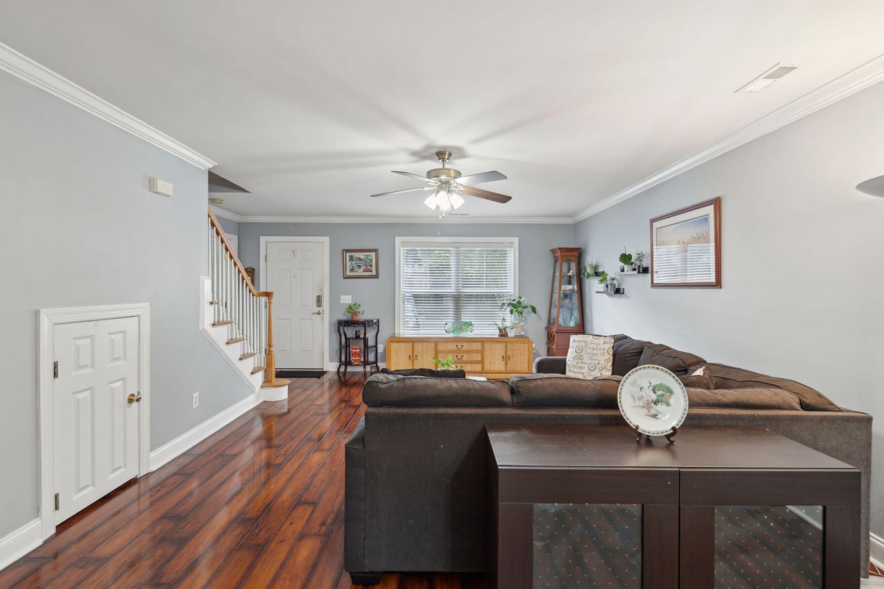 1678 Lauda Drive Photo 9