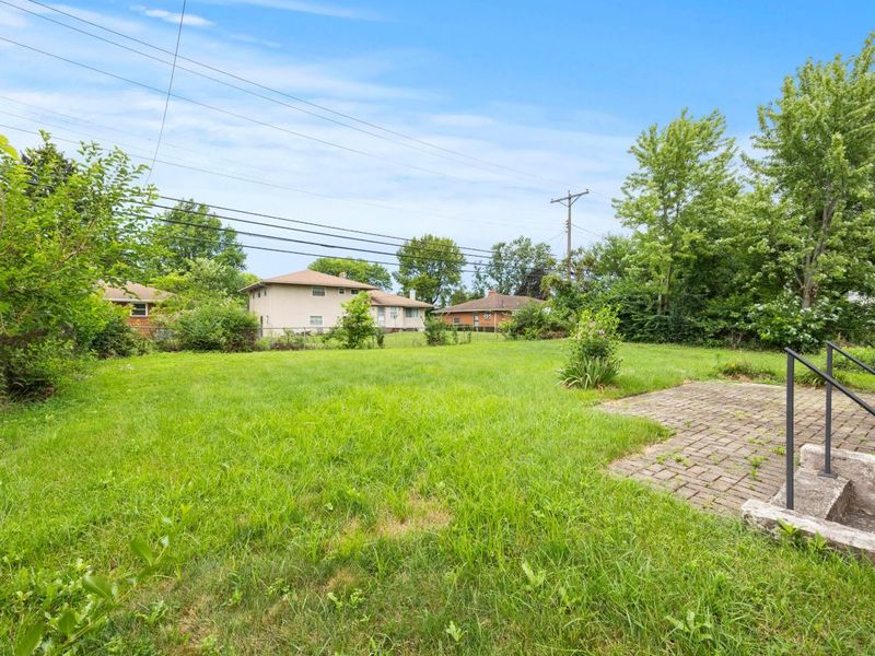 1677 Kenview Road, Columbus, OH 43209 Photo 6