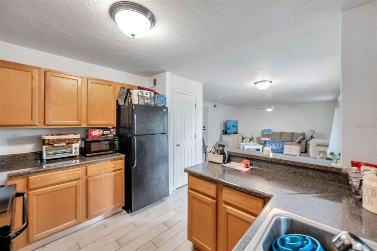 121 Seahorse Drive Se, Unit A, Saint Petersburg, FL 33705 Photo