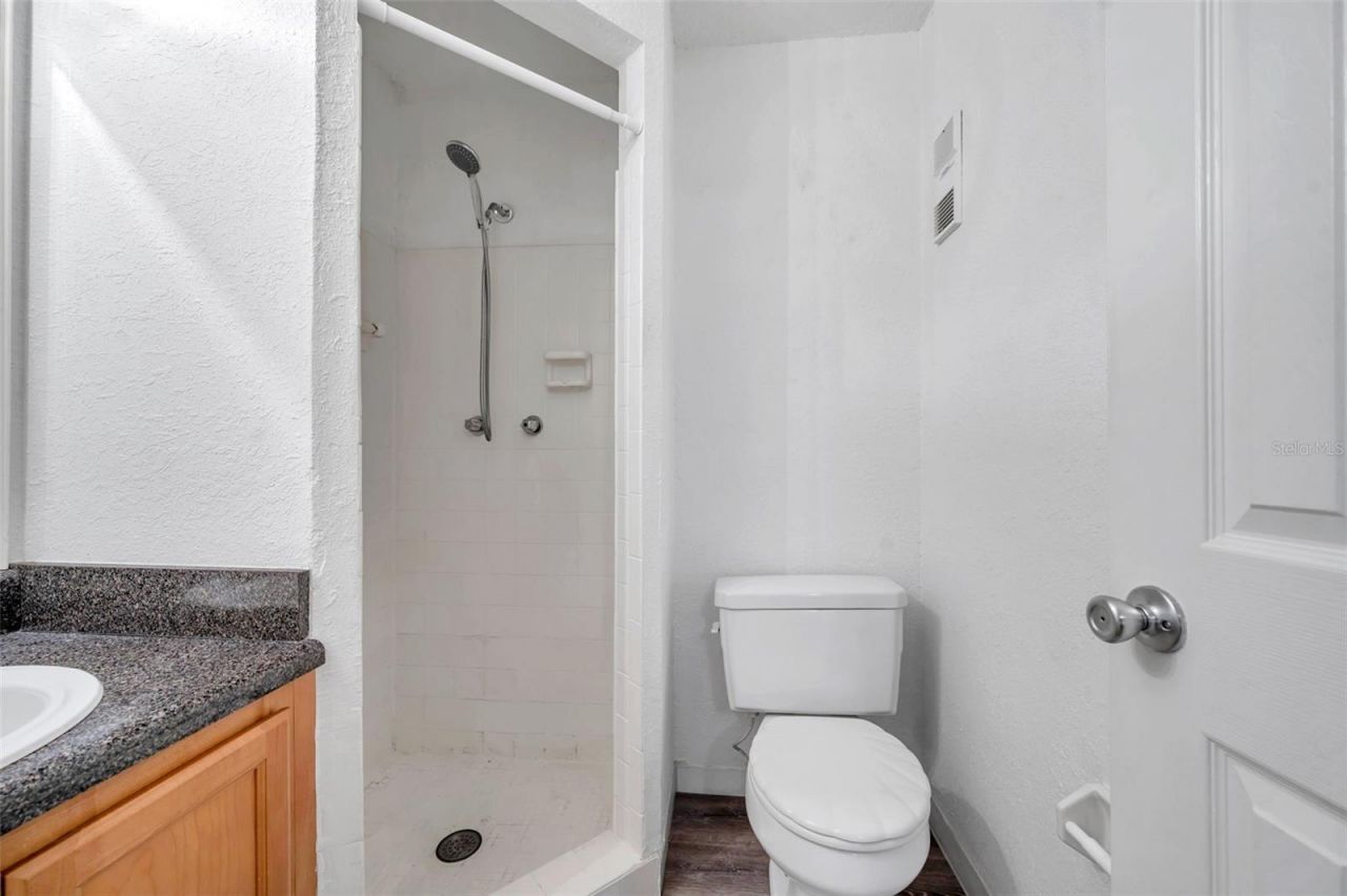 121 Seahorse Drive Se, Unit A, Saint Petersburg, FL 33705 Photo