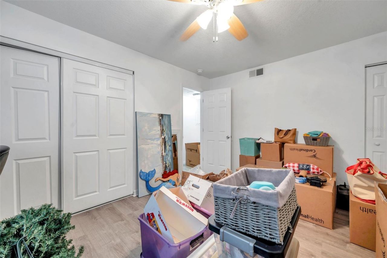 121 Seahorse Drive Se, Unit A, Saint Petersburg, FL 33705 Photo