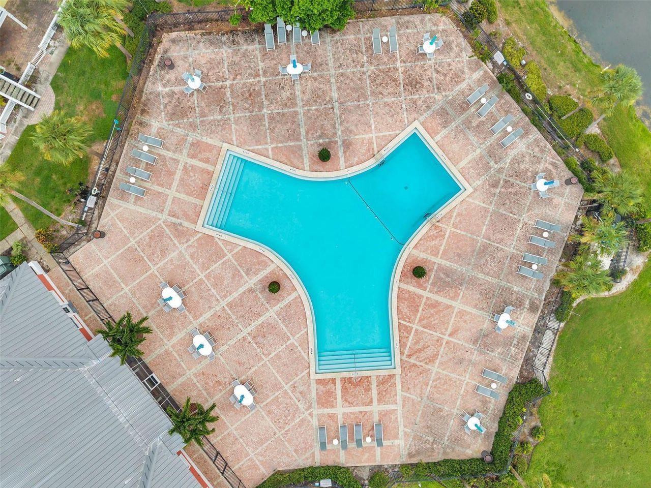 121 Seahorse Drive Se, Unit A, Saint Petersburg, FL 33705 Photo