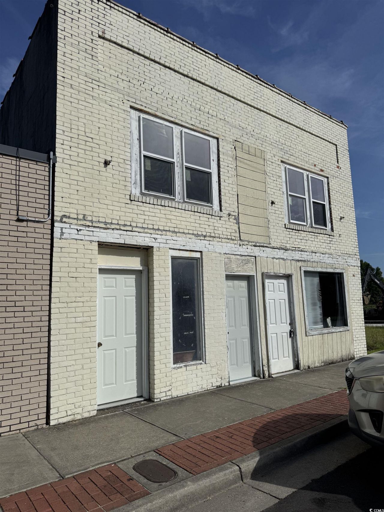 4211 Meeting St. Photo 1