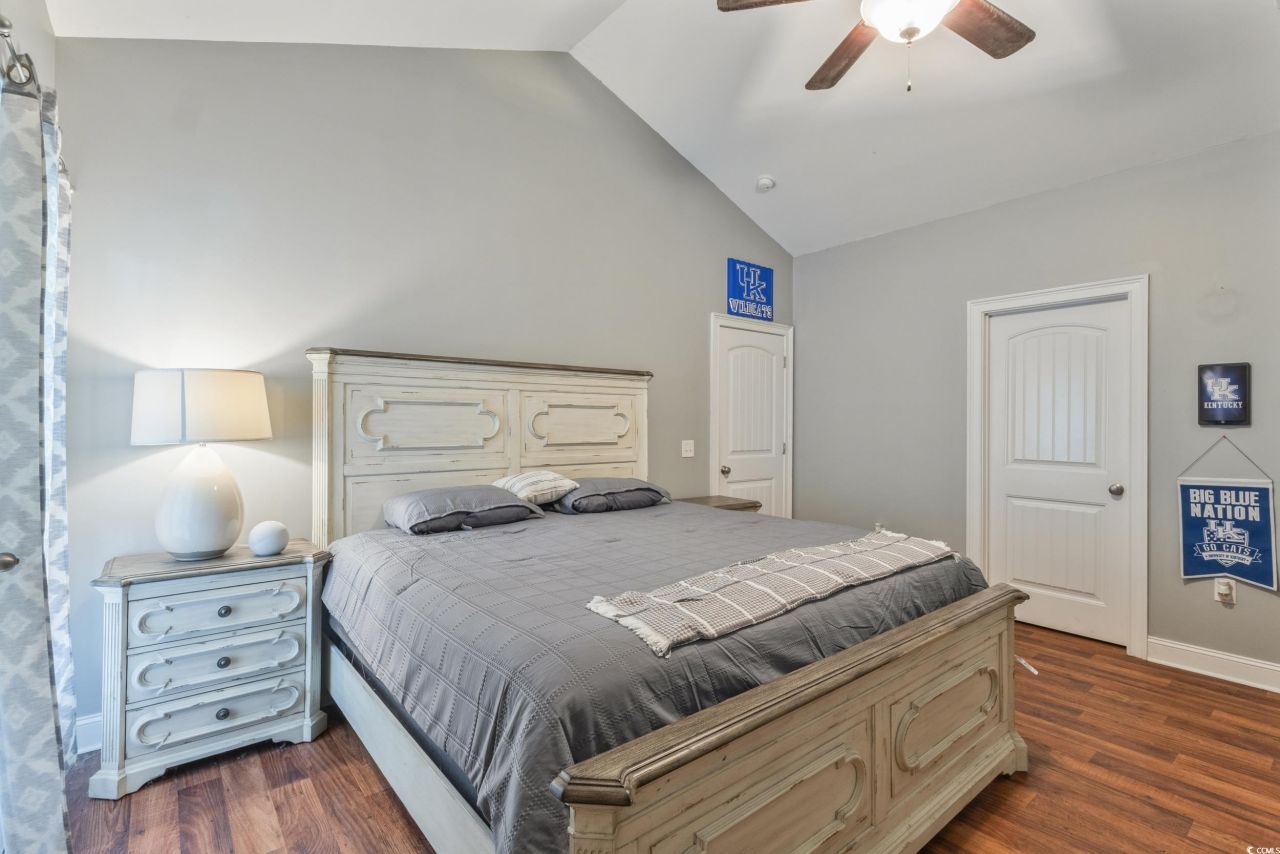 221 Maple Oak Dr. Photo 19