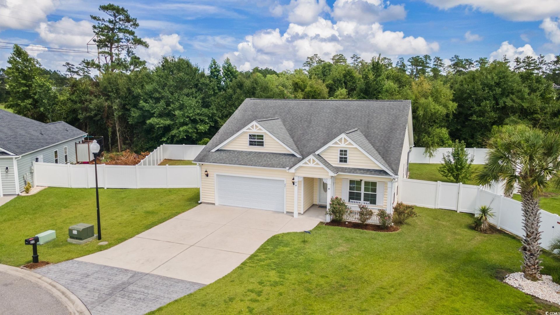 221 Maple Oak Dr. Photo 27