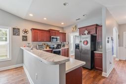 221 Maple Oak Dr. photo 4