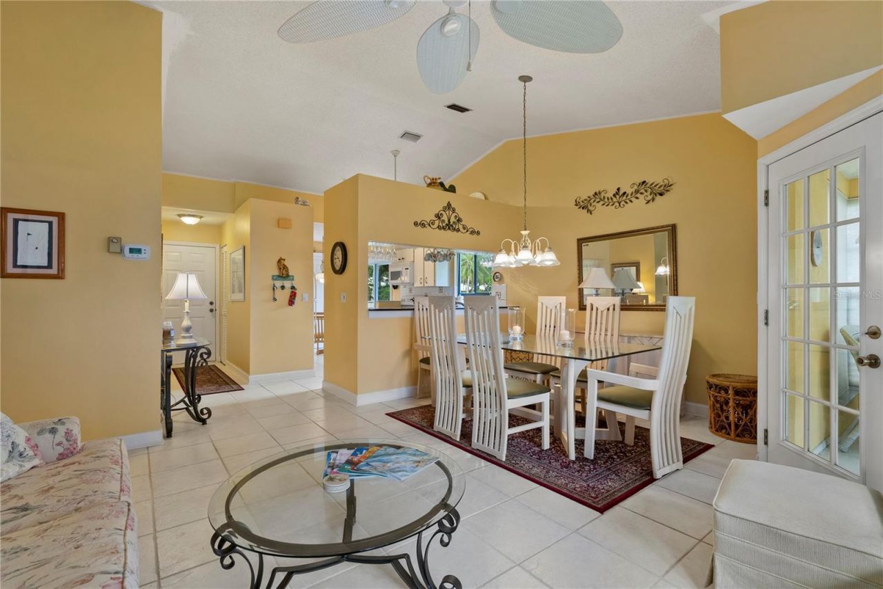 3001 Seawind Circle, Unit 10C, Venice, FL 34293 Photo