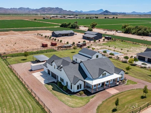 29617 W EAGLE Drive, Palo Verde, AZ 85343