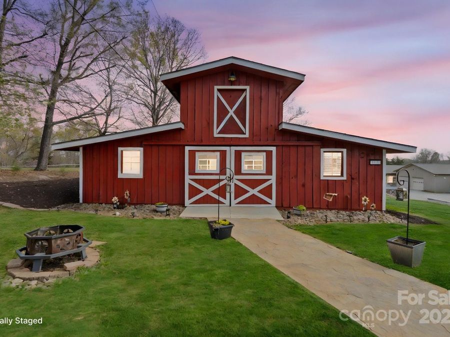 Property Image 4