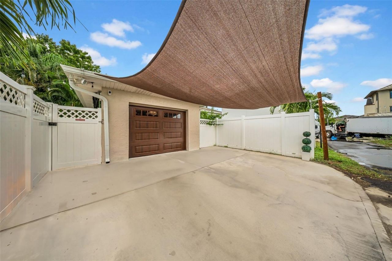 121 28th Avenue Ne, Saint Petersburg, FL 33704 Photo