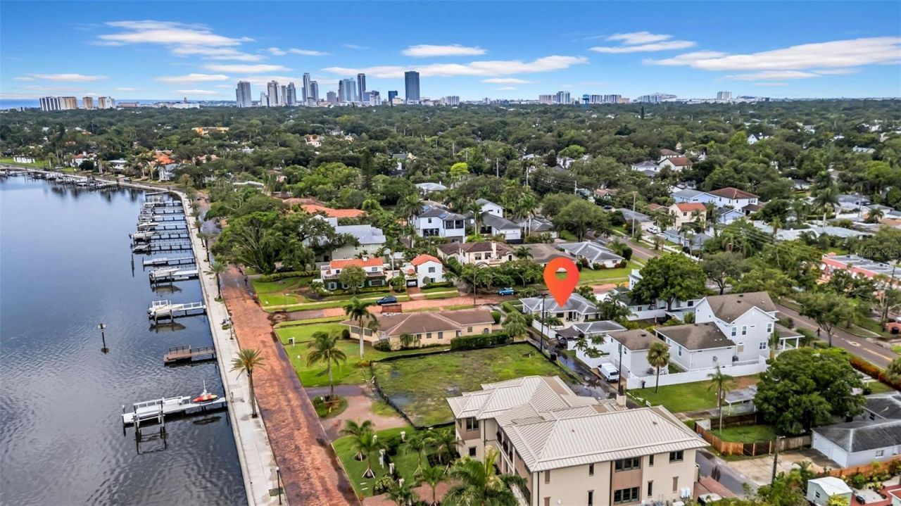 121 28th Avenue Ne, Saint Petersburg, FL 33704 Photo