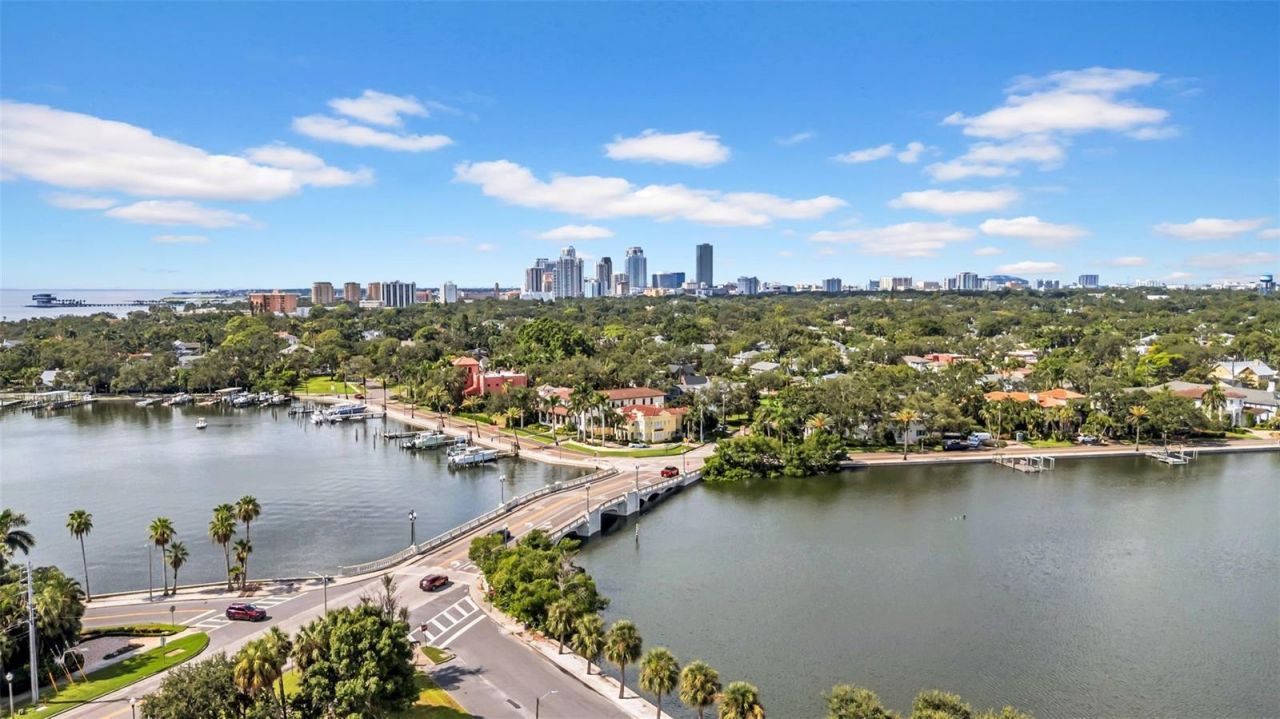 121 28th Avenue Ne, Saint Petersburg, FL 33704 Photo