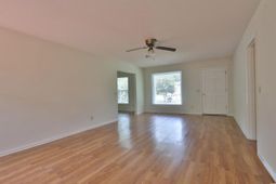 634 Hagley Dr. photo 4