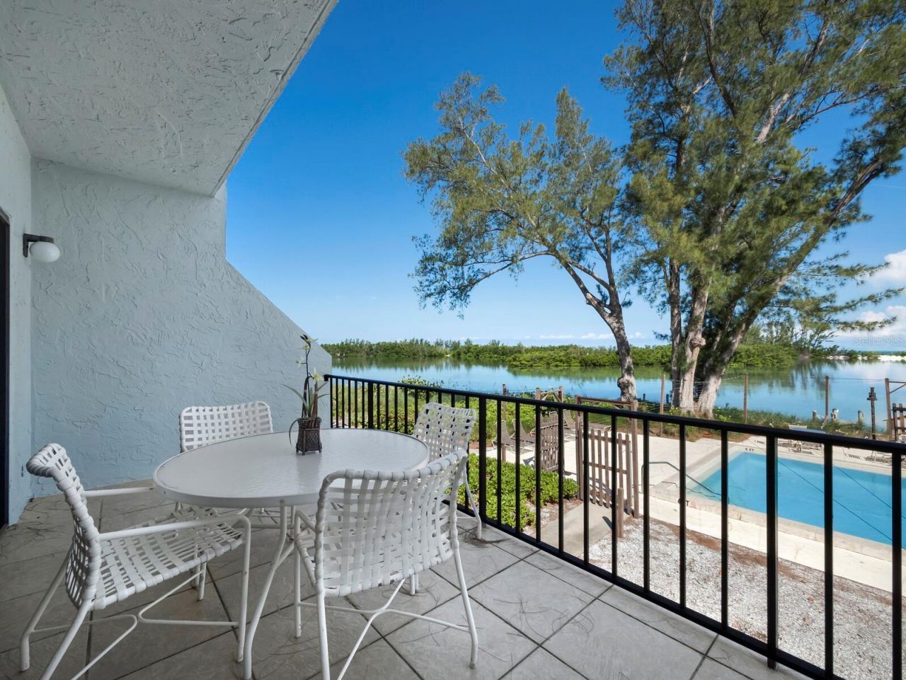 490 N Shore Road, Unit 6, Longboat Key, FL 34228 Photo