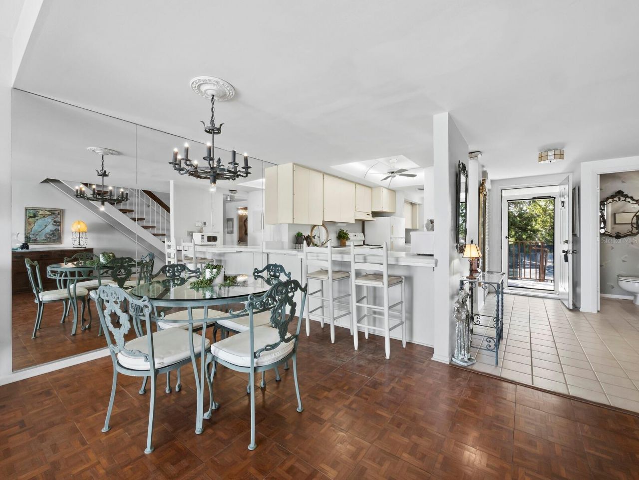 490 N Shore Road, Unit 6, Longboat Key, FL 34228 Photo