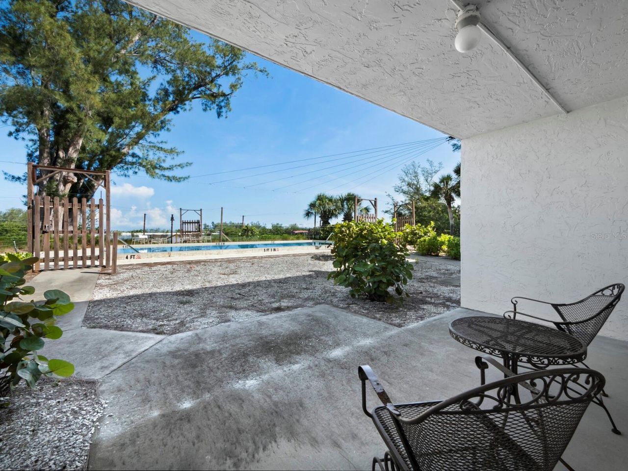 490 N Shore Road, Unit 6, Longboat Key, FL 34228 Photo