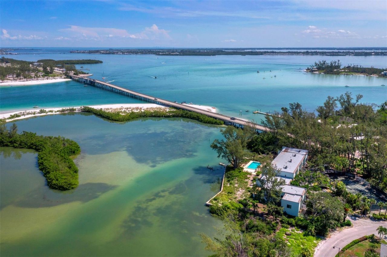 490 N Shore Road, Unit 6, Longboat Key, FL 34228 Photo
