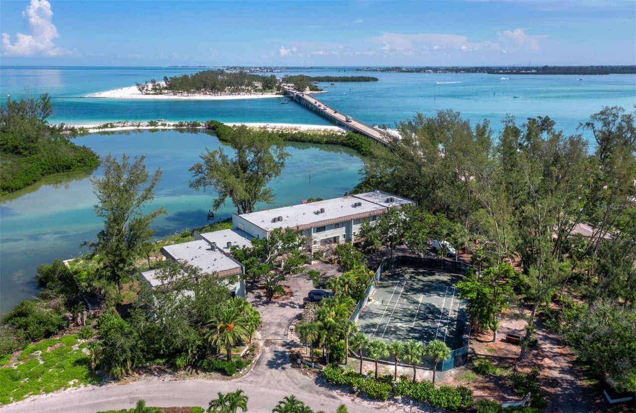 490 N Shore Road, Unit 6, Longboat Key, FL 34228 Photo