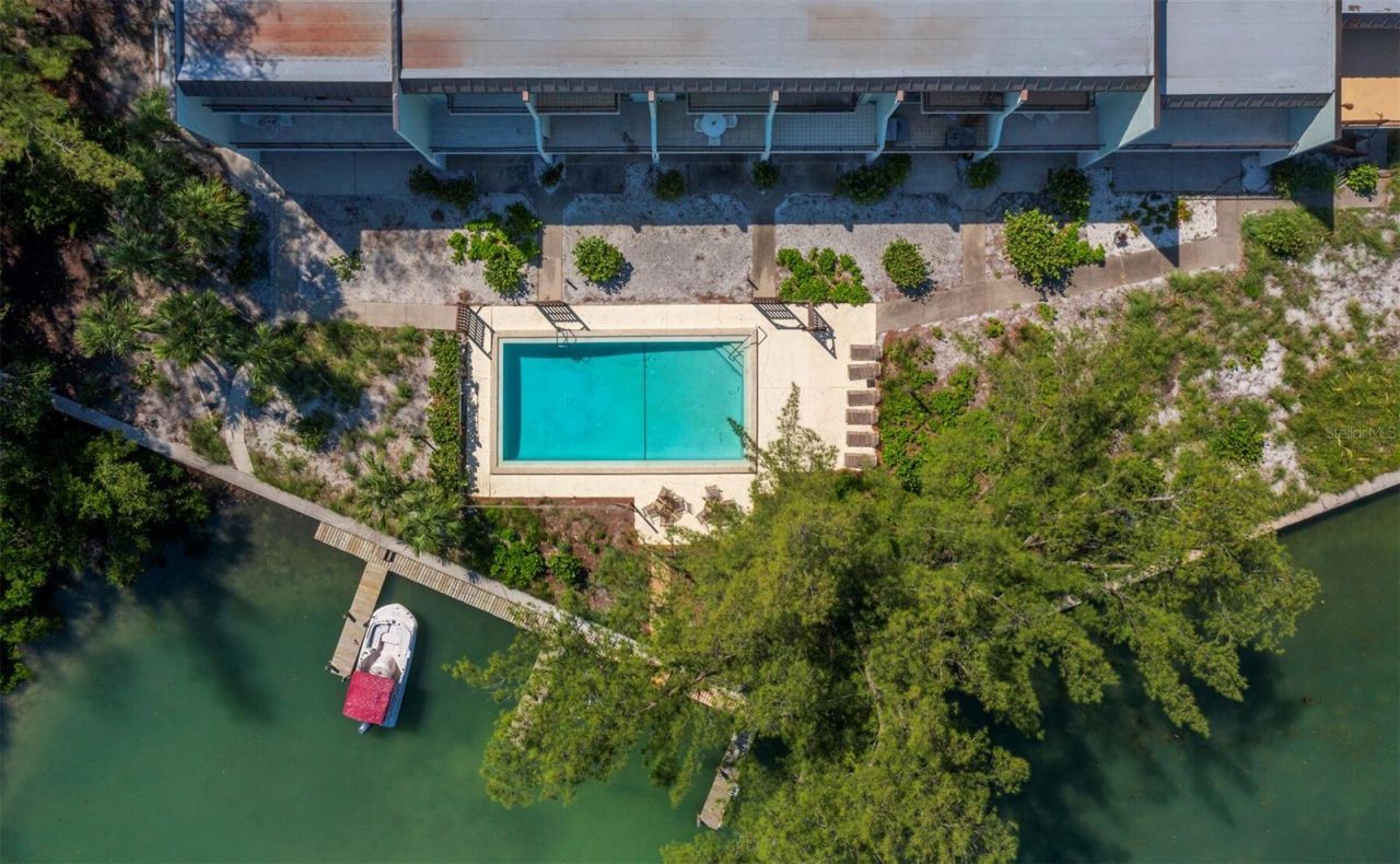 490 N Shore Road, Unit 6, Longboat Key, FL 34228 Photo