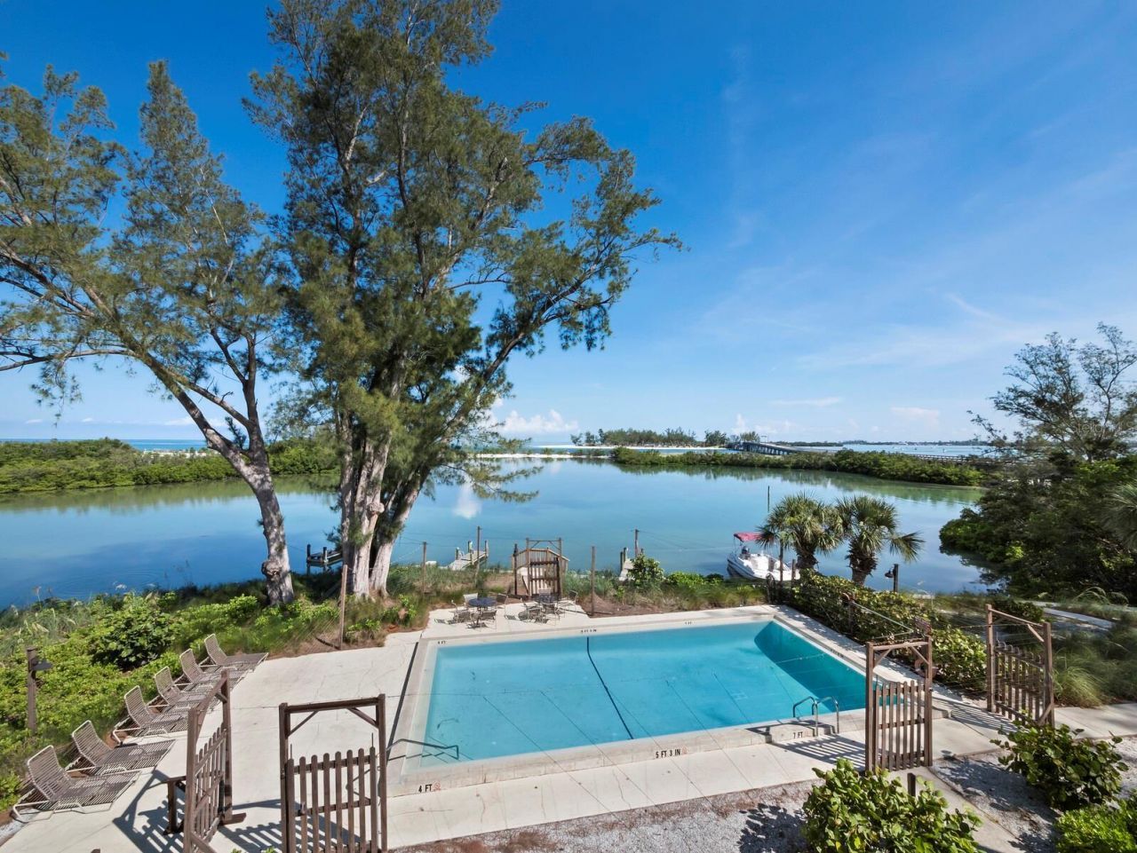 490 N Shore Road, Unit 6, Longboat Key, FL 34228 Photo