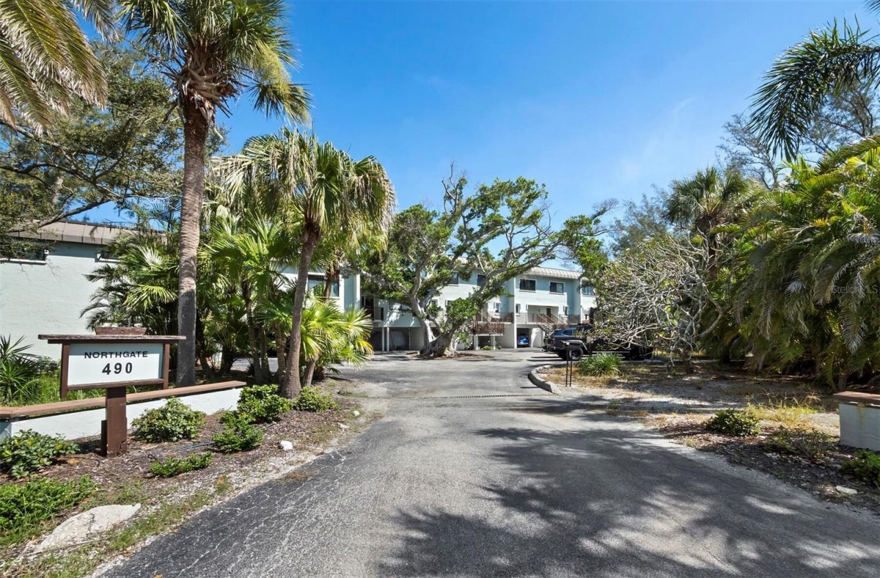 490 N Shore Road, Unit 6, Longboat Key, FL 34228 Photo